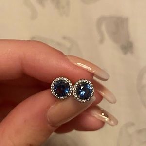 Pandora Blue Round Sparkle studs